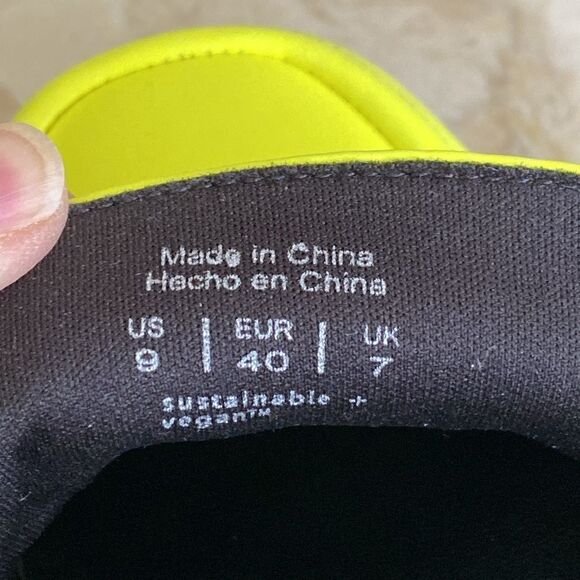 Call It Spring Noella Chain Platform Neon Green Vegan Leather Chunky Loafers - Picture 11 of 13